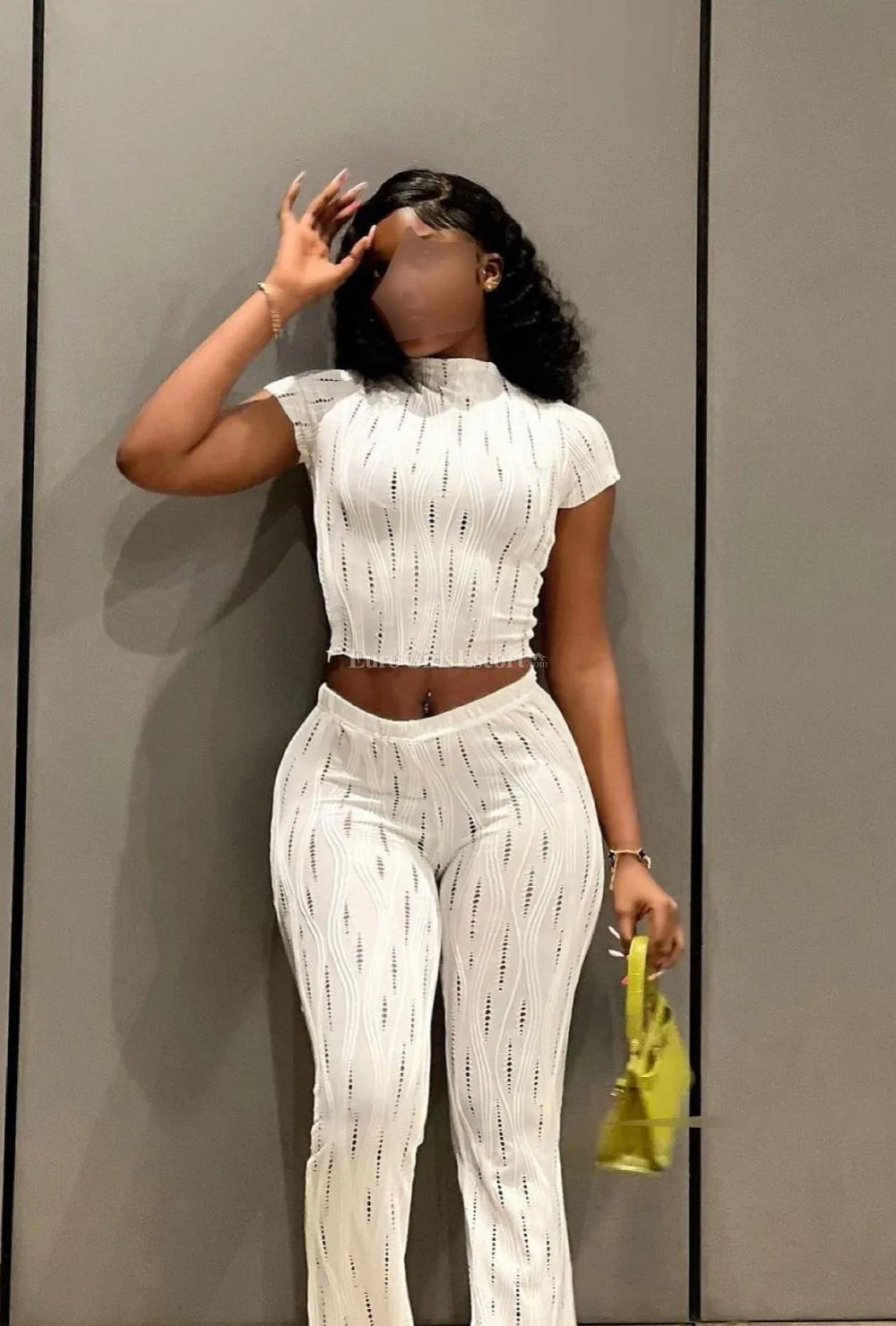 Guitar - Escort Hamburg